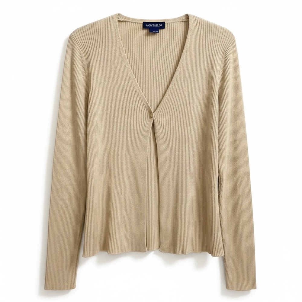 🔴 SOLD 🔴 Ann Taylor Silk Neutral Beige Ribbed Knit Cardigan One Button 90s Y2K